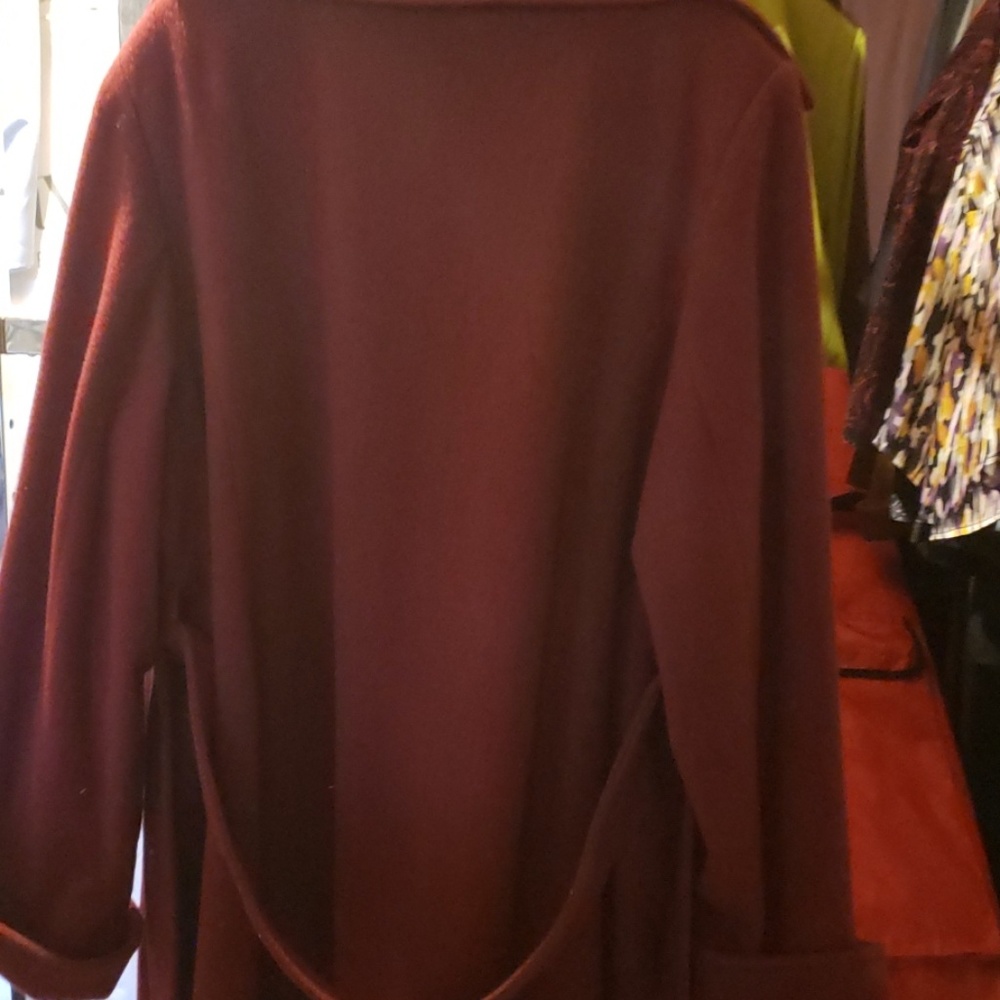 Wool coat - Picture 3 of 3